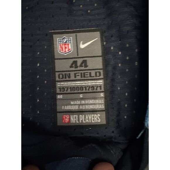 Nike NFL Blue Titans Marcus Mariota #8 Jersey. Size 44. PRE-OWNED. Great Cond. - Picture 6 of 10